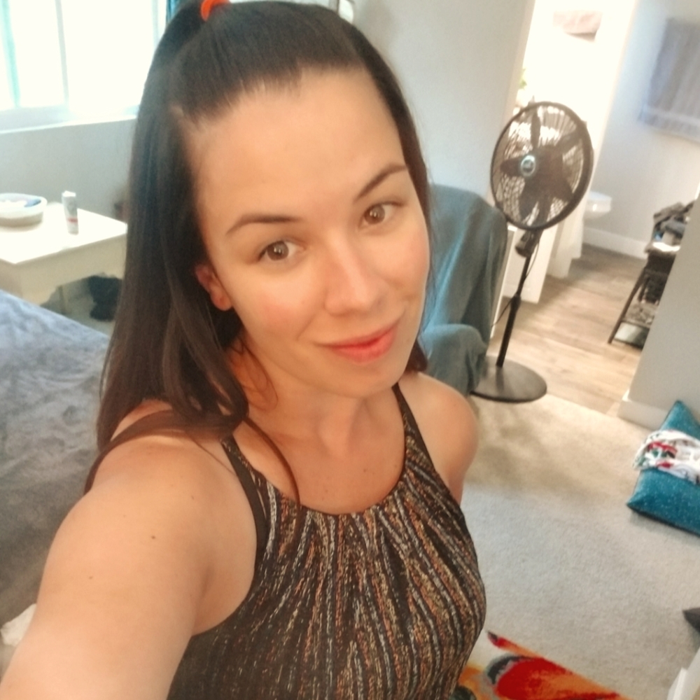 Meet your Posher, Amanda